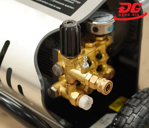 Máy xịt rửa xe Palada 20M32-5.5T4 3