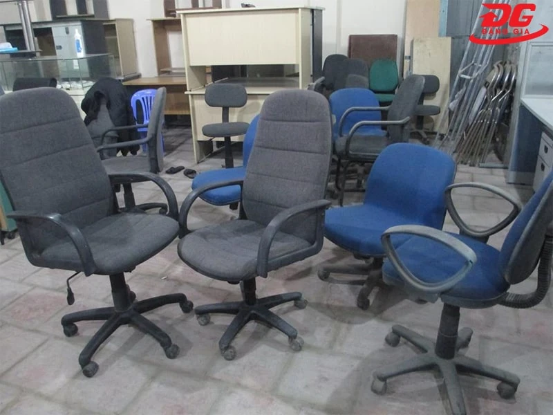 cách vệ sinh ghế văn phòng