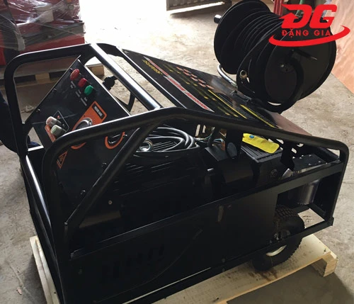 Máy rửa xe chuyên nghiệp Palada 22M58-11T4 5