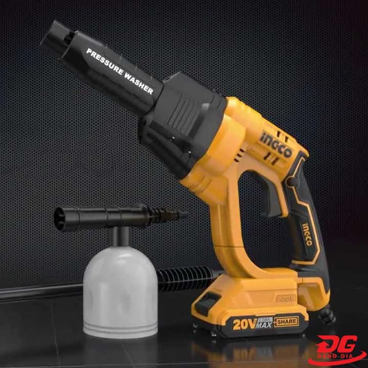 Máy rửa xe cầm tay dùng pin cực nhỏ gọn