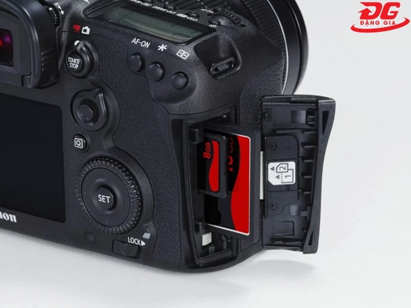 Máy ảnh Canon không nhận thẻ nhớ