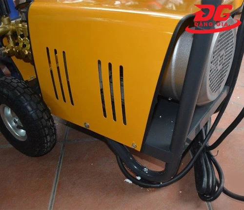 Máy rửa xe V-Jet VJ 200/5.5 5