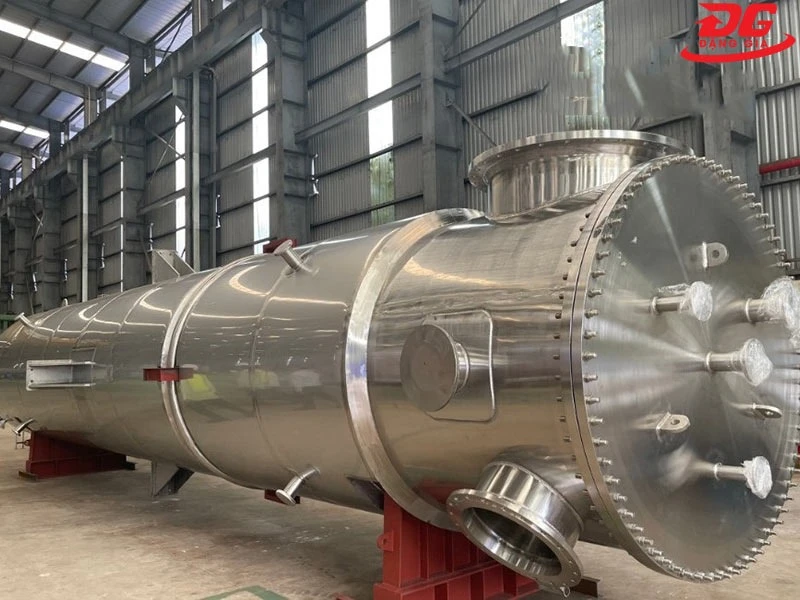 Thiết bị ngưng tụ