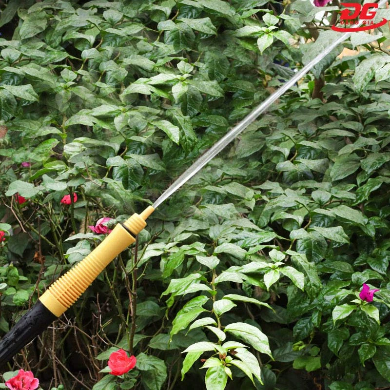 Tay cầm tự động biến thành vòi phun nước áp lực cao khi tháo đầu bàn chải