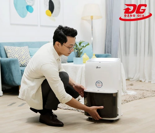 binh-chua-may-hut-am-fujie-hm-918ec