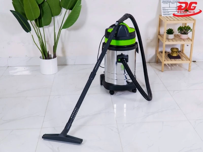 Máy hút bụi khô và ướt IPC model GS 1/33 W&D