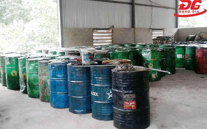Địa chỉ chuyên thu mua dầu nhớt thải giá cao