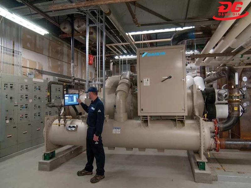 Bảo trì chiller ngay khi hiệu suất làm lạnh của hệ thống giảm