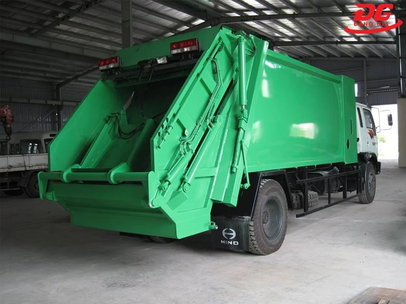 Xe chở ép rác