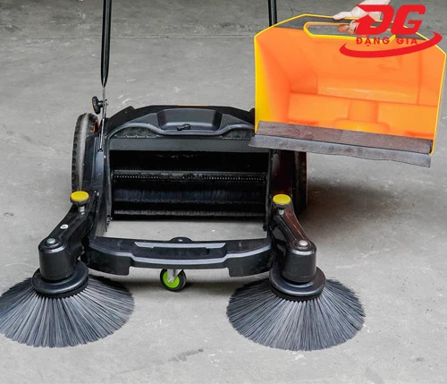 Xe quét rác Kumisai KMS-S1 7