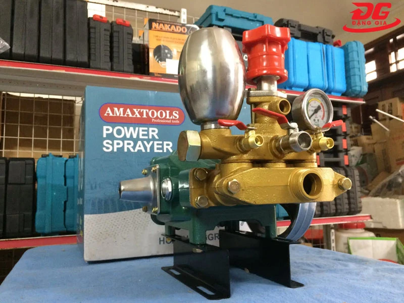 Đầu bơm rửa xe Amax AM-600A
