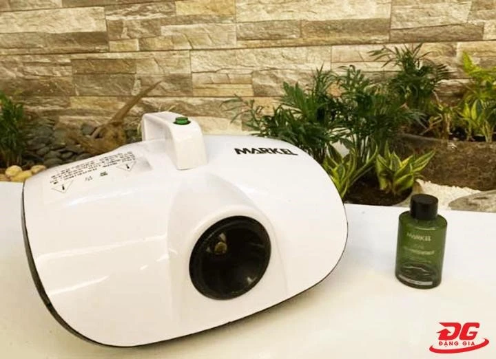 Máy khử mùi trên ô tô Markel