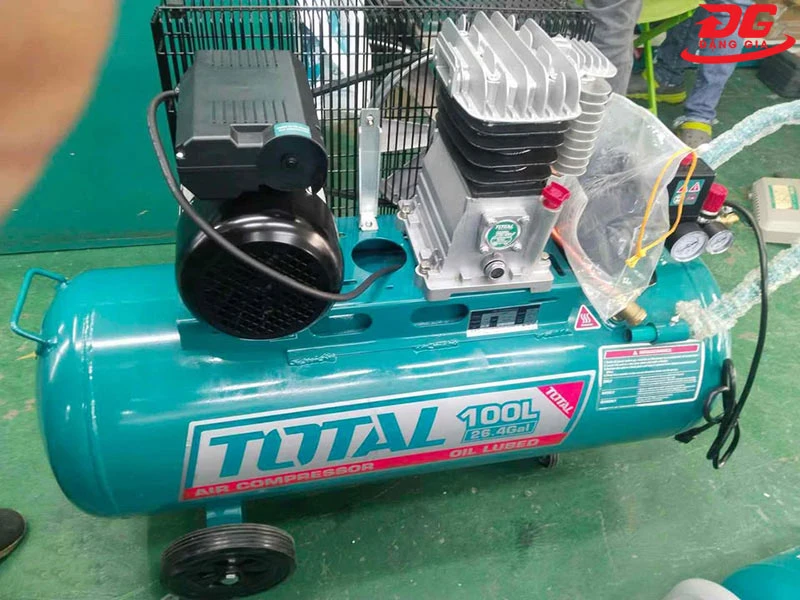 Máy bơm hơi Total có dầu TC1301006T 100 lít