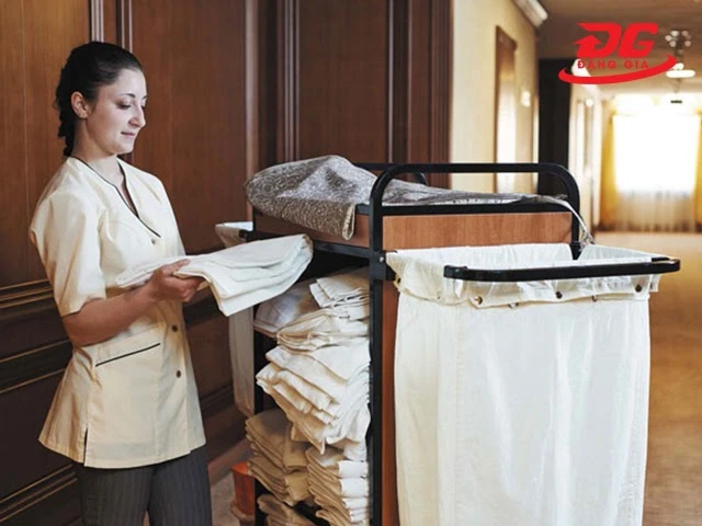 Xe đẩy Trolley để đựng vải sạch