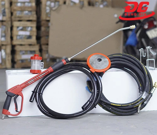 Máy rửa xe tự động ngắt Kumisai KMS 220/5.5 5