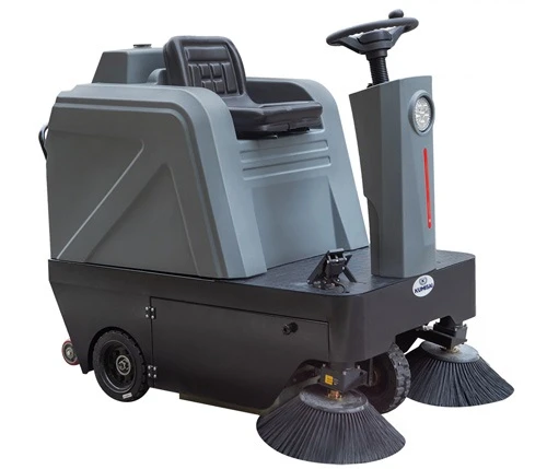 Xe quét rác ngồi lái Kumisai KMS-1250E 8
