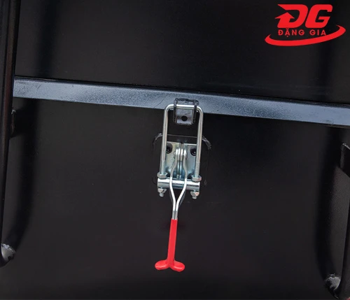 Xe quét rác ngồi lái Kumisai KMS-1350E 6