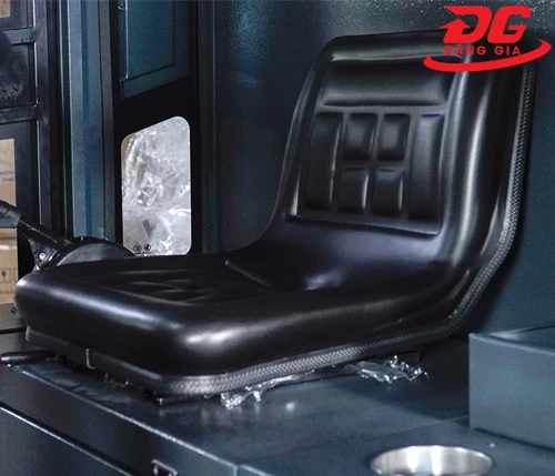 Xe quét rác ngồi lái Kumisai KMS-S12 5