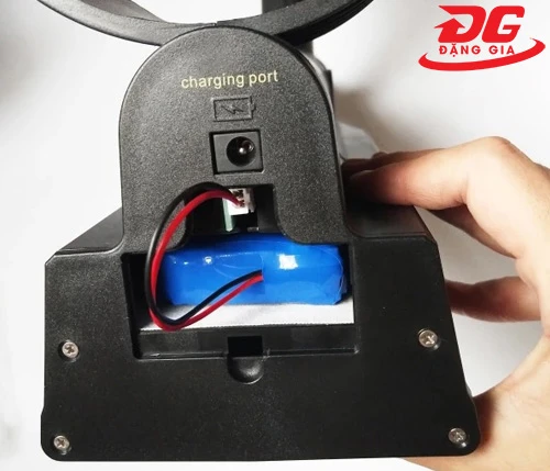 Máy dò kim loại TM99 5