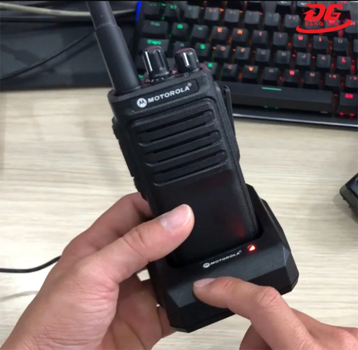 Máy bộ đàm Motorola GP 3588 Plus 4