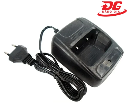 Sạc pin bộ đàm baofeng 666-888-777 4
