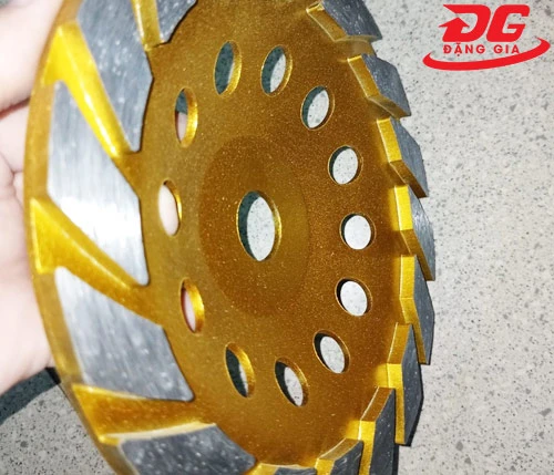 Lưỡi mài bê tông 180 mm 5