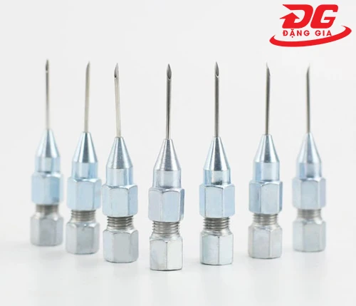 Vú bơm mỡ bò đầu kim 3