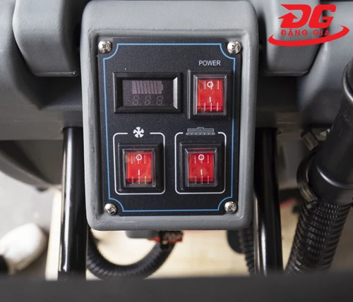 Máy chà sàn liên hợp Kumisai KMS 58 4