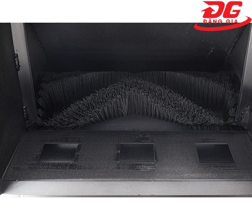 Chổi chính xe quét rác ngồi lái Kumisai KMS-1800E 3