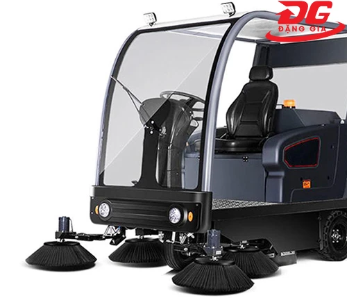 Chổi phụ xe quét rác ngồi lái Kumisai KMS-1800E 4