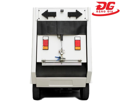 Xe quét rác Kumisai KMS-S2000-M (Pin lithium) 6