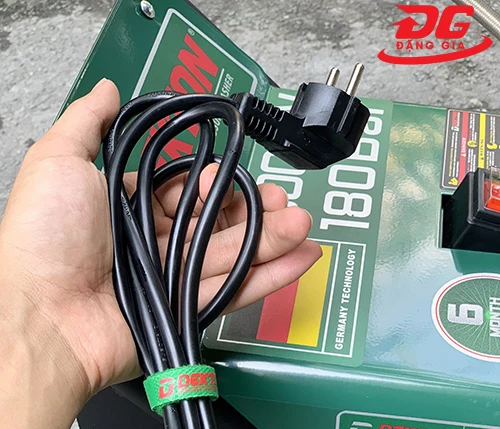 Máy rửa xe Dekton 3000W DK-CWR3000A 6