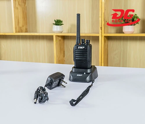 Máy bộ đàm liên lạc Motorola SMP-418