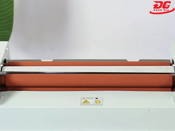 Máy ép Laminator 460 ép nhanh và đẹp