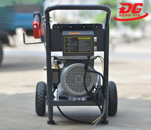 Máy rửa xe Lutian 3600PSI - 7.5T4 4