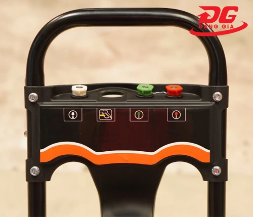 Máy bơm rửa xe Kumisai 80/2.2 6