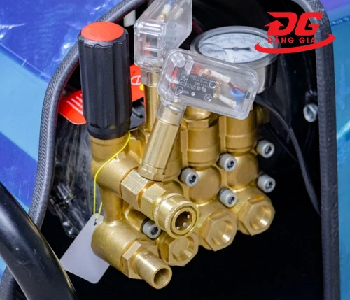 Máy rửa xe cao áp Kumisai KMS-1805E 6