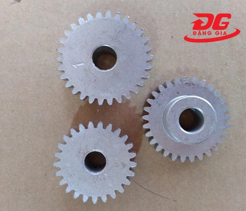 Bánh răng máy ép plastic