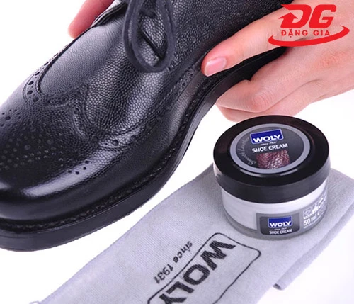 Xi đánh giày Woly 3