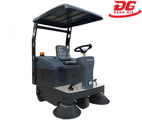 Xe quét rác ngồi lái Kumisai KMS-1400E 1