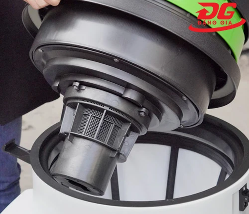 Máy hút bụi khô ướt IPC GC3/107W&D 5