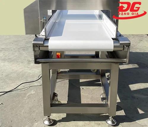 Máy dò kim loại thực phẩm AMD-400 5