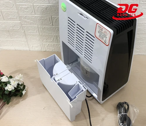 khay-chua-may-hut-am-edison-ed-16b