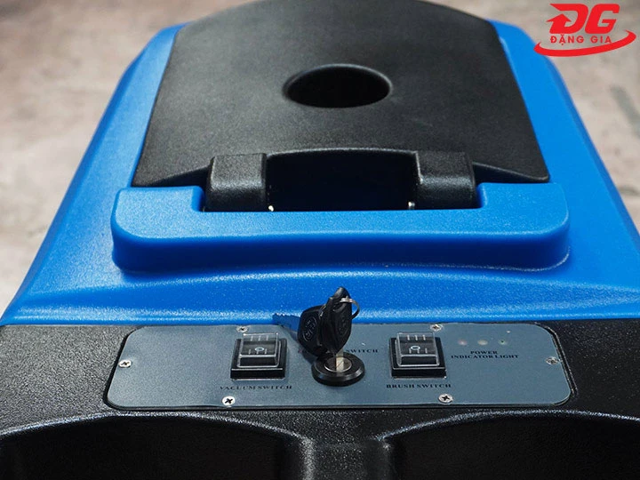 Bảng điều khiển máy chà sàn Kumisai KMS 50C