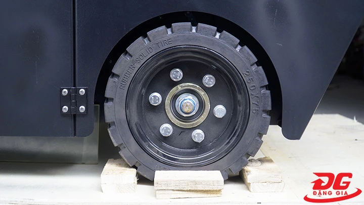 bánh xe Xe quét rác Kumisai KMS-1250E