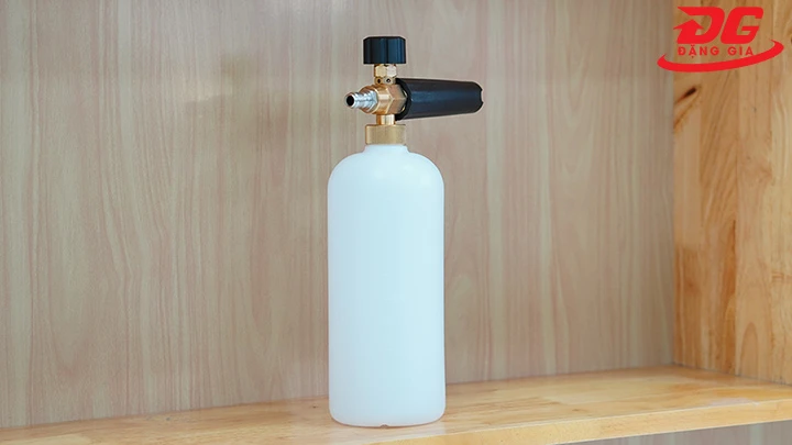 Bình xịt bọt tuyết cầm tay