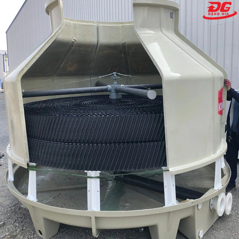 Bộ chia nước tháp giải nhiệt đầu nhựa chia đều nước nóng lên tấm tản nhiệt