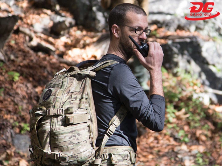 Liên lạc nhóm tiện lợi, nhanh, không cần Internet