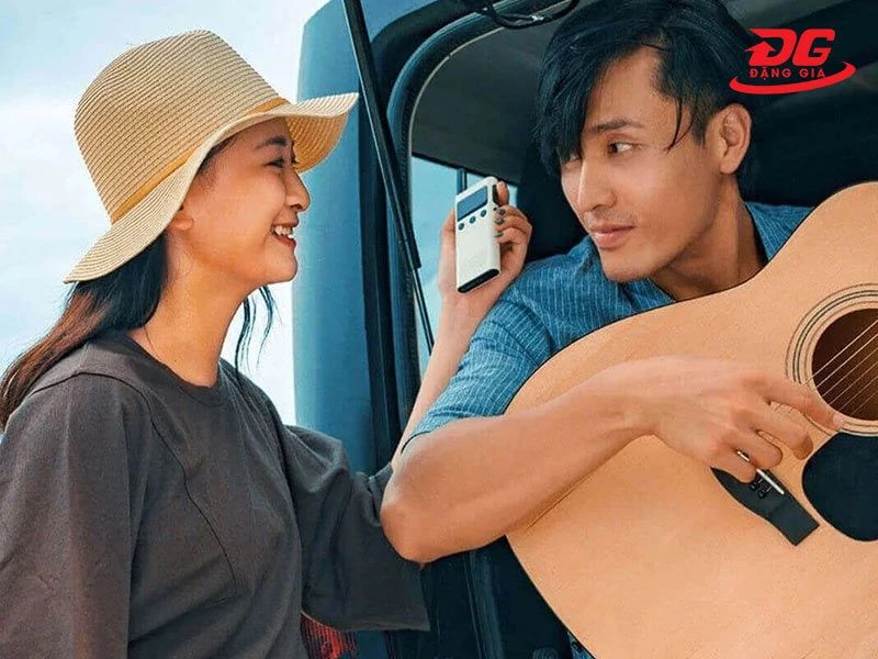 Xiaomi Walkie Talkie 1S thích hợp dùng đi phượt cùng bạn bè