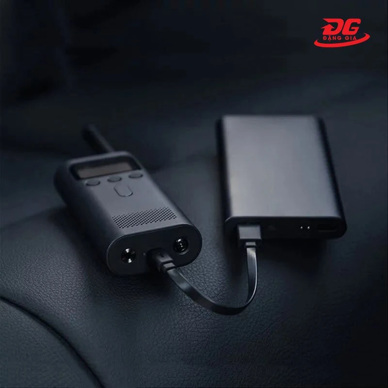 Hỗ trợ cổng sạc micro USB